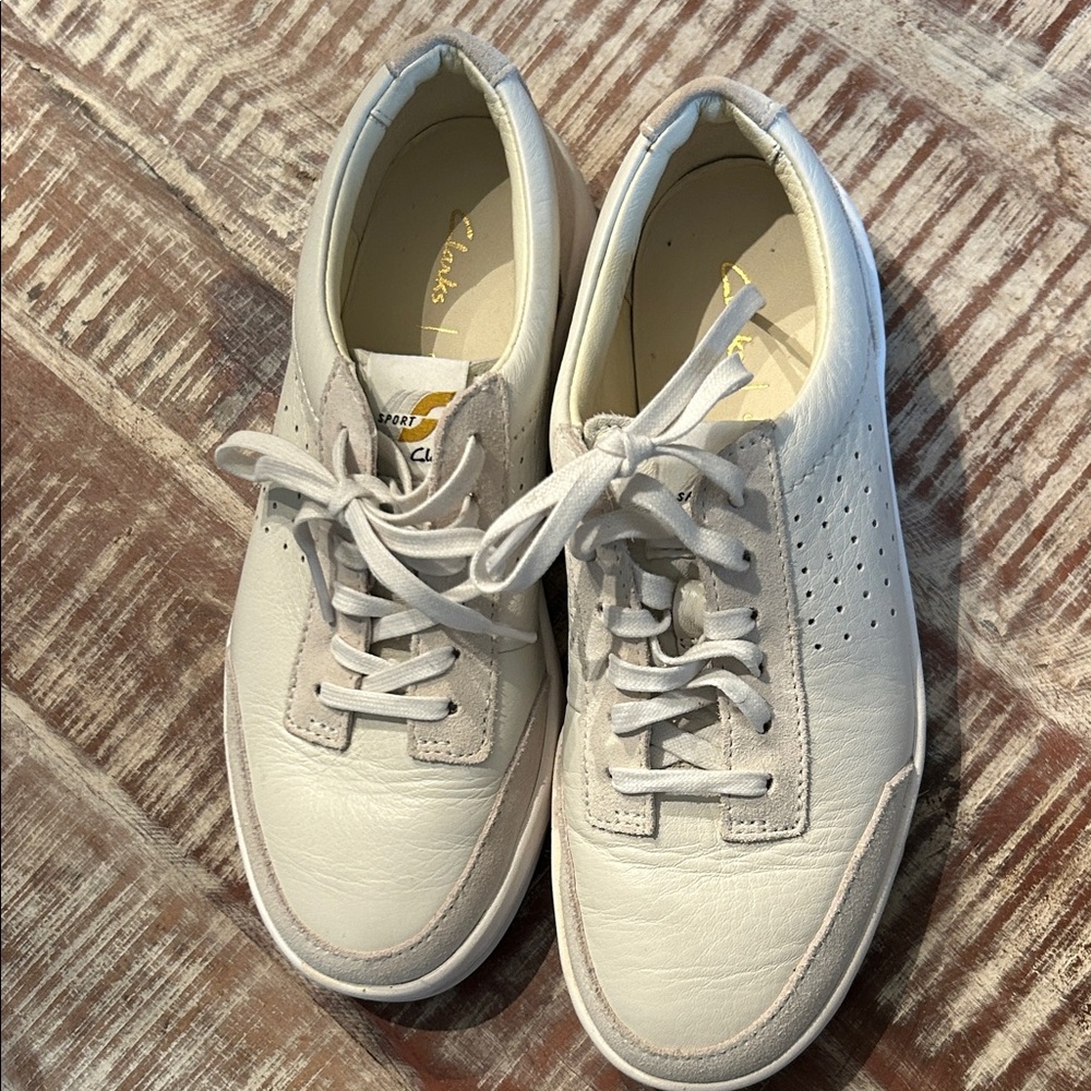 Clarks Women's Off-White Leather Sneakers